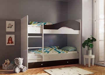 Детская  двухъярусная кровать Мая с 2 ящиками на щитах, корпус Млечный дуб, фасад Венге в Мурманске - предосмотр