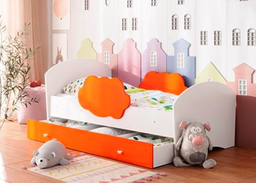 Детская кровать Тучка с ящиком, корпус Белый, фасад Оранжевый в Мурманске